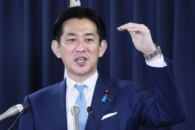 自民党の小林鷹之政調会長は首相に面会した際、「寝てください」と直言したと明かした