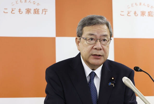 日本維新の会から初入閣となった中司宏規制改革担当相だが、収賄に関する疑惑を向けられており、波乱の船出に