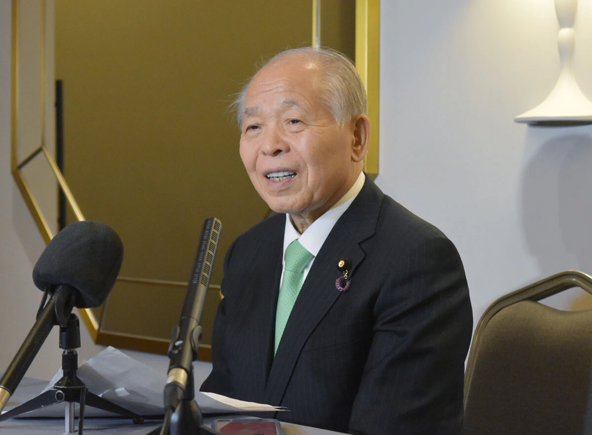 昨年末、鈴木宗男氏が訪露した。そこには、壮大なメッセージが内包されていた（写真：時事）