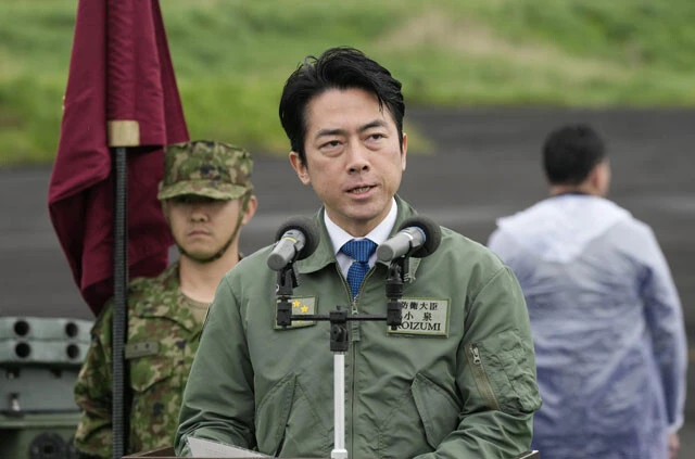 核議論に踏み込んだ小泉防衛大臣。中国には鴨がネギを背負ってきた発言となるのか……（写真：共同）