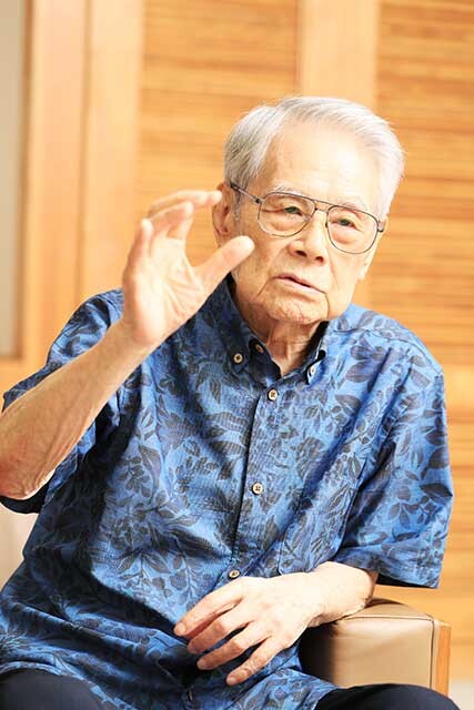 稲嶺惠一