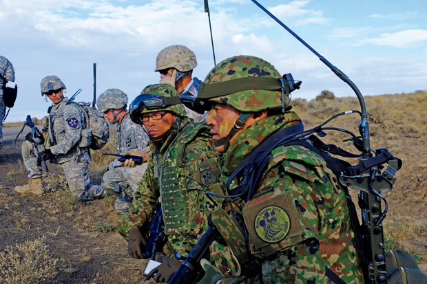 こいつは鋼鉄のカウボーイだぜ By米軍将校 陸自が誇る最新鋭の戦車 １０式 が米国ヤキマ演習で大暴れデビュー 写真 ニュース 週プレnews 週刊プレイボーイのニュースサイト
