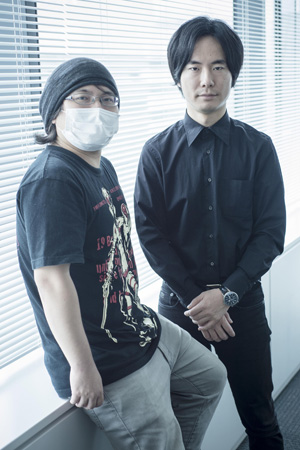「オチを創作することはできないが、時に現実が想像を軽々と超えていくのが実話怪談の醍醐味」と語る、紙舞氏(右)と黒史郎氏(左)