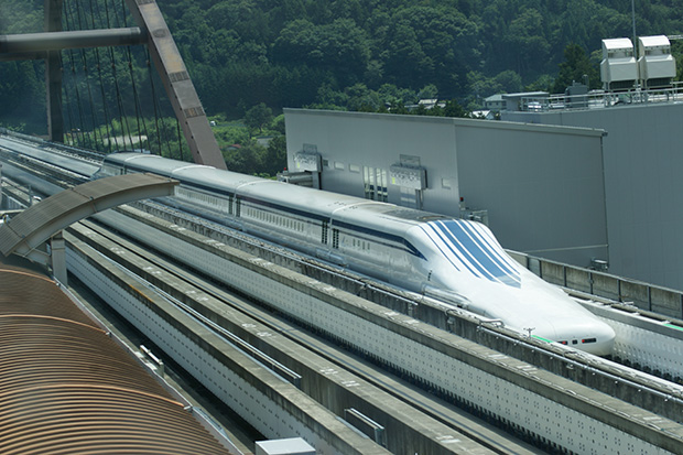 最高時速500キロ超、品川―名古屋間を40分で結ぶ予定のリニア。すでに山梨県などではトンネル工事の準備が進む