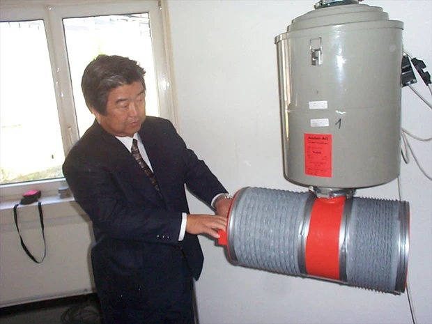 「織部精機製作所」(神戸市)のスイス製空気清浄機(62万円)