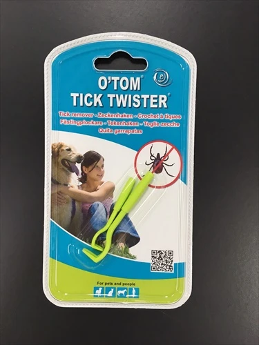 フランス製のマダニ除去器具『ティック・ツイスター』。ペットショップのほか、アマゾンなどで購入できる