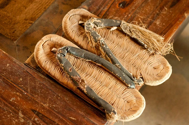 地域の証拠品として見つかった雪駄