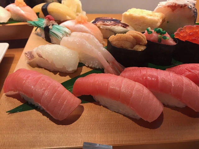 寿司業界は高級化と異業種参入がキーワードに?