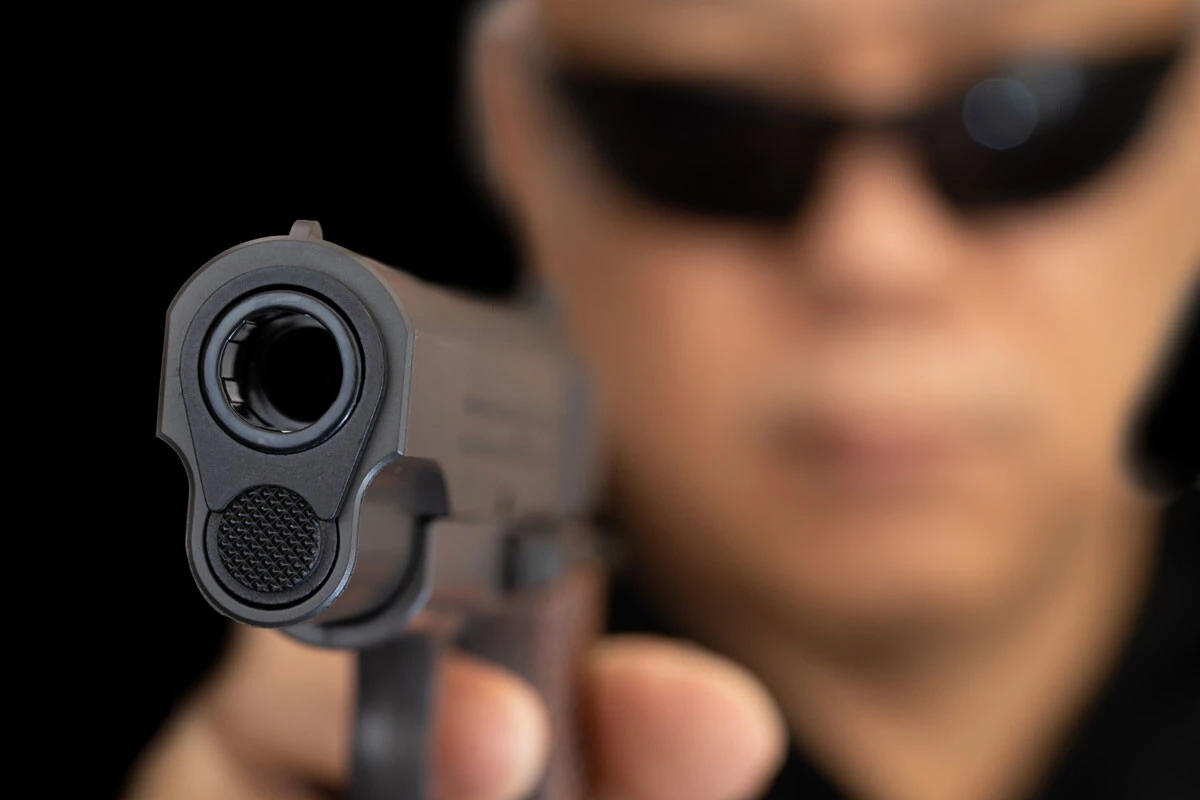 たとえカタギの商売に鞍替えしていたとしても、組を正式に脱退していなければ、抗争相手のターゲットとなってしまう