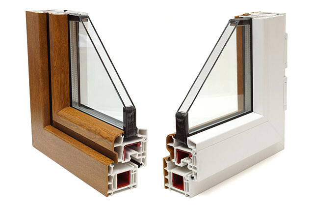 断熱性能を上げるためには窓のサッシの素材が重要。アルミサッシは熱伝導率が高いため、樹脂サッシに変更することで室温が数倍保たれやすくなる
