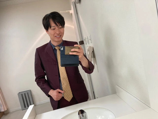 中堅芸人の間で「＃自撮りおじさん」がブームです