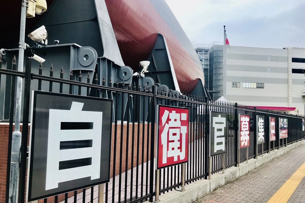 諸外国では実例もある外国人登用だが、日本では現実的な選択肢なのだろうか?