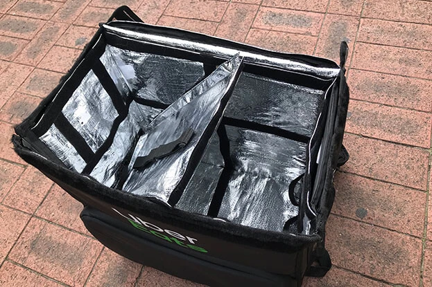 組み立てたリュックの内部