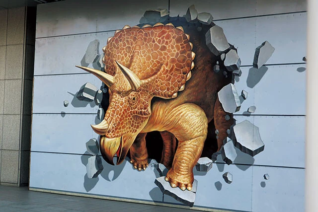 スゴい数の恐竜がお出迎え!