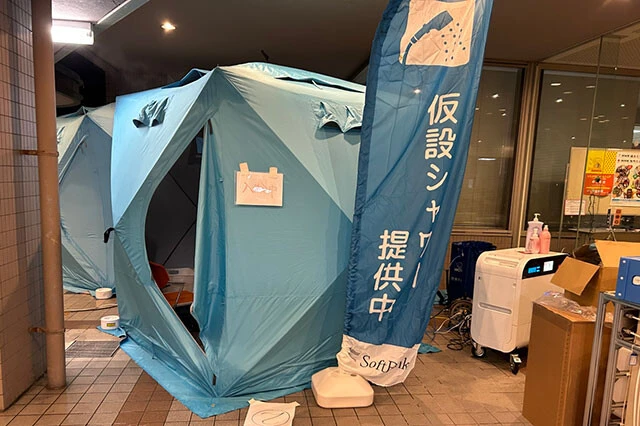 ソフトバンクが提供するポータブル水再生プラント