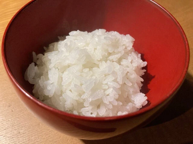 高温による品質低下が生じにくく、コシヒカリよりも多く収穫でき、病気や倒伏にも強い「にじのきらめき」(撮影/柏木智帆)