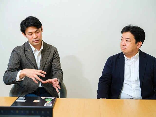 石井直人さんと栗原望さん