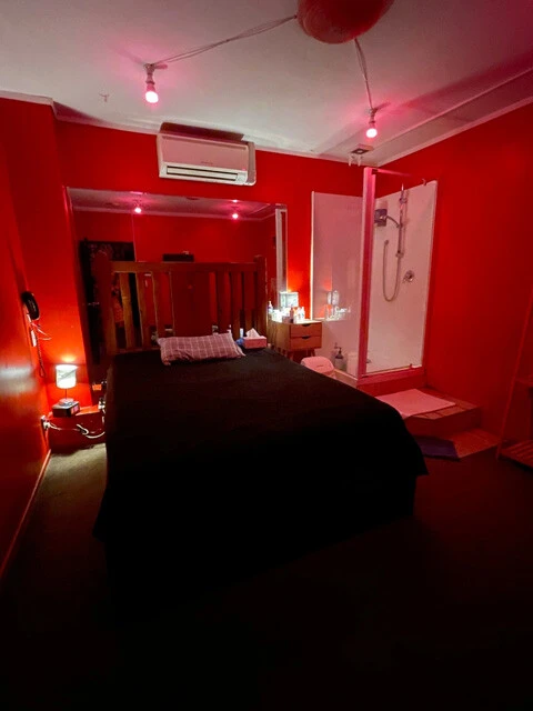 海外風俗のプレイルーム。なお、こちらはエリカさんが出稼ぎに行ったニュージーランドの店舗のもの