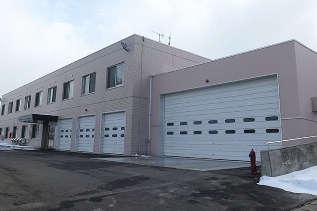 寿都町中心部にある消防庁舎の2階部分が、町が用意したNUMO職員の専用住宅だ