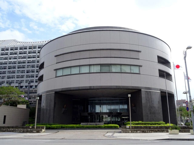 相次ぐ米兵の性犯罪を巡り、沖縄県議会は抗議決議と意見書を可決した