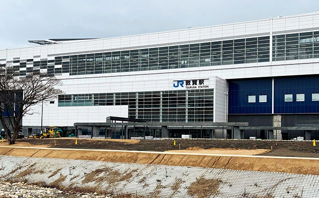 敦賀駅(つるがえき)