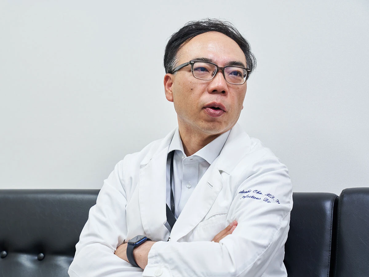 悪質な匿名アカウントを特定し、ついに警察が書類送検へ――。感染症専門医・岡秀昭氏がSNS誹謗中傷との闘いを語る