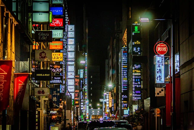 高級クラブ街として名を馳せた夜の銀座も、パンデミックを機に様変わりした