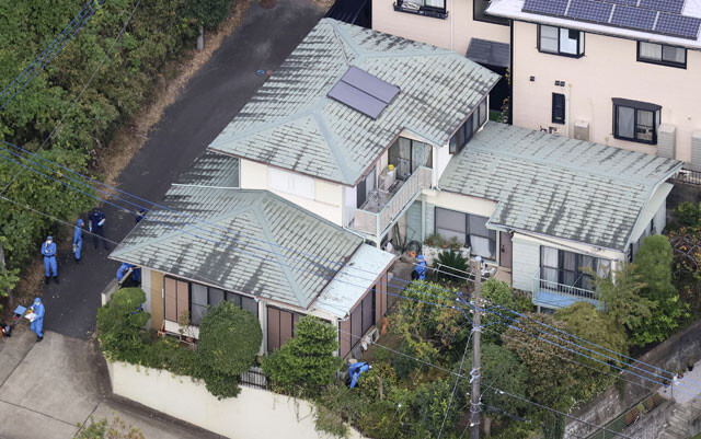 横浜市青葉区で住人の高齢男性ひとりが死亡しているのが見つかった住宅。強盗の実行犯は、金銭に困って闇バイトに応募した若者だった