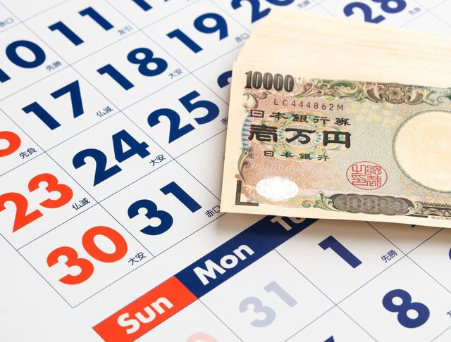 年末は借金の返済期日が設定されていることも多く、闇バイトが増えて詐欺電話も増える