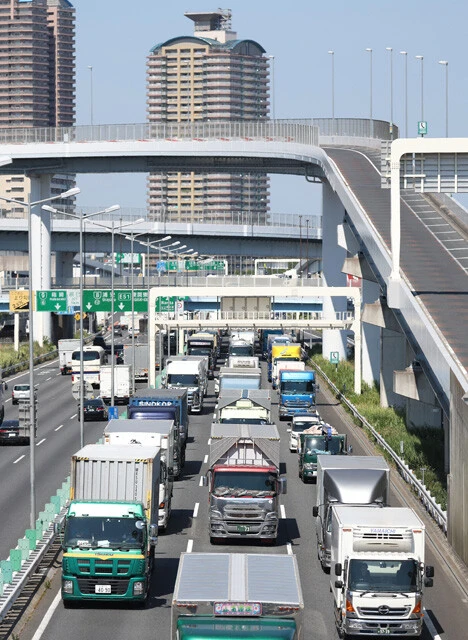 ピント外れの働き方改革で現場は疲弊、DX化は空回り。「2024年問題」はなんとか乗り切ったが......「物流危機」は今年、遅れてやって来る!!