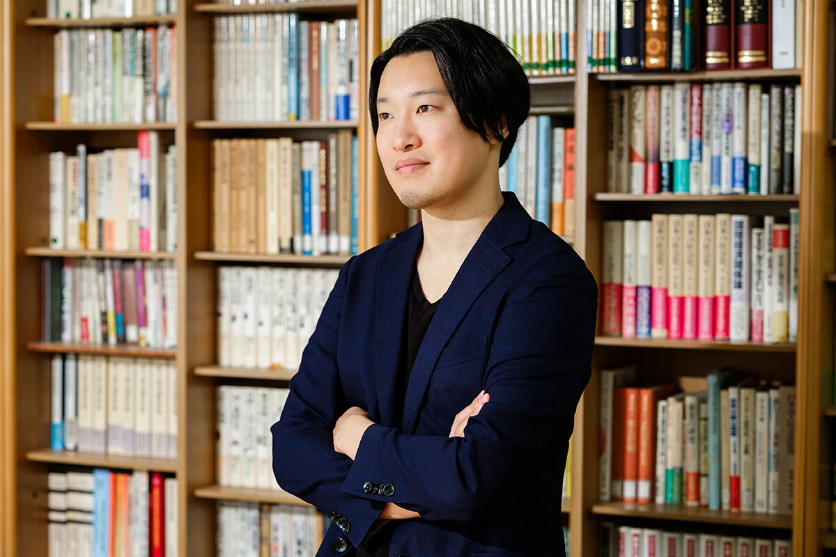 「コロナ禍や猛暑の今、フードデリバリーが人気ですが、あれはいわば『移動の外注』であり、格差の表面化でもあります」と語る伊藤将人氏