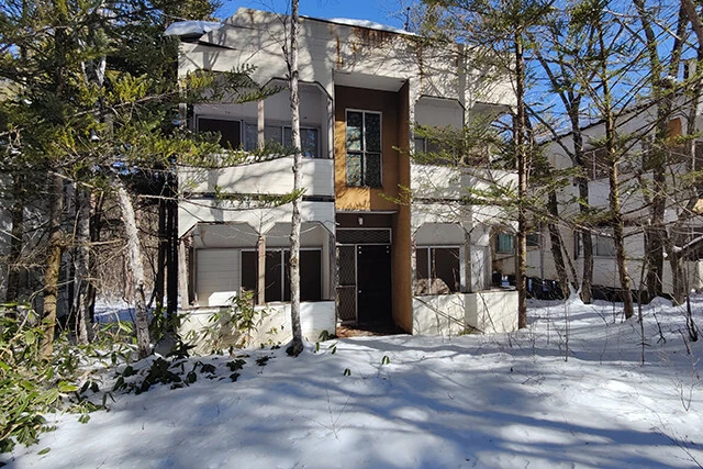 群馬県嬬恋村にある分譲別荘地、サンハイツ白樺の里。実は吉川さんはこちらの家を購入し、別荘を3軒も所有する生活に！