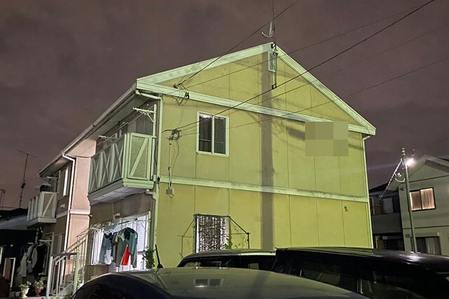 昨年10月、盗難に遭った車のドライブレコーダーに残されていた、買い手との受け渡し地点とみられる場所。住人の8割はアジア各地の外国人だった