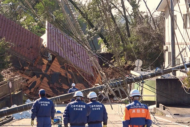 『能登デモクラシー』撮影中の2024年1月1日、能登半島地震が起こり、穴水町も甚大な被害を受けた。これを機に町は大きな変化を遂げ、作品自体も予想外の展開を見せることとなる