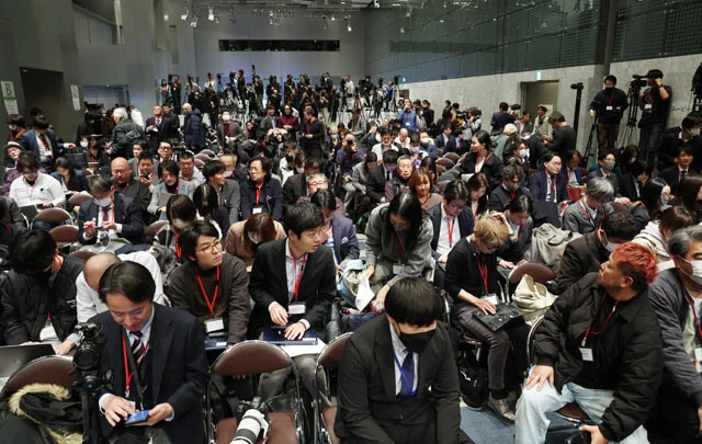 "脱記者クラブ"の流れに歯止め!?　あり方が問われる「記者会見」の行方