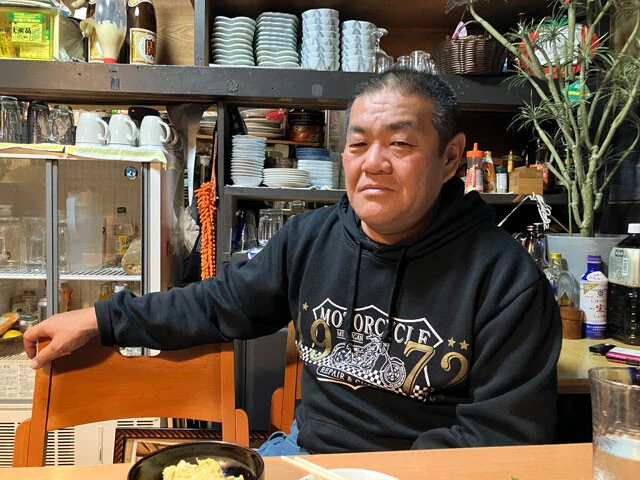 小諸市猟友会の市川誠会長。米穀店を営む傍ら、長野県狩猟指導員としてガバメントハンターの育成にも尽力