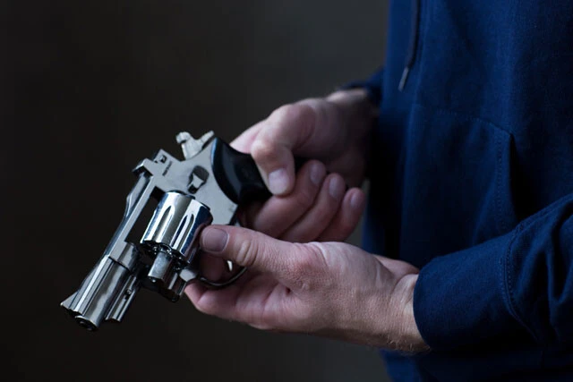 75歳の組長が拳銃自殺。老齢のヤクザを追い詰める心の闇