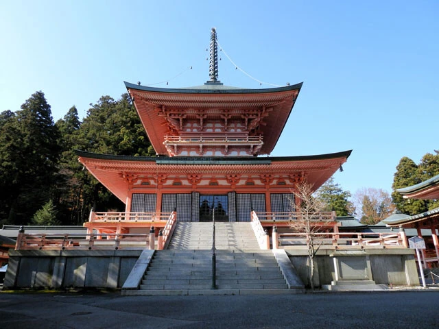 警察からの中止要請も拒否し、山口組の歴代組長の法要を強行したこともある比叡山延暦寺