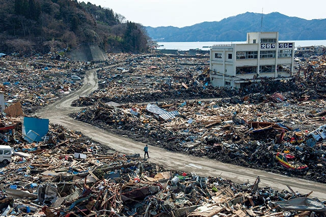 【2011年　岩手県上閉伊郡大槌町　安渡地区】