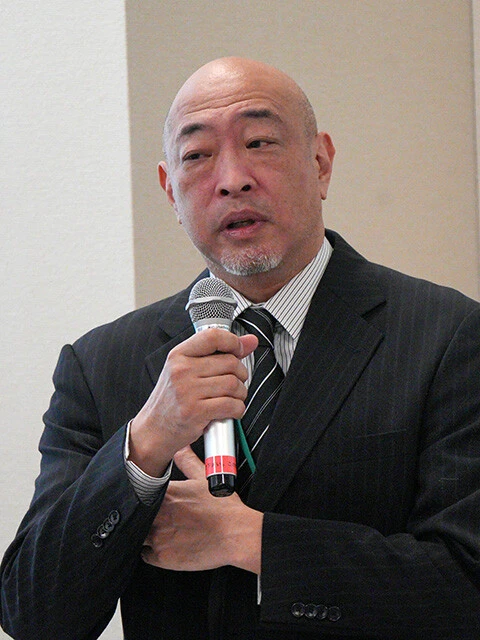 AV男優歴33年の大ベテランにしてAV監督としても活動する桜井ちんたろうさん。映像実演者協議会の監事も務める