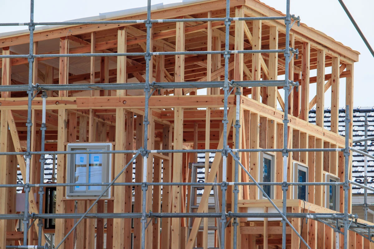 建築中の木造住宅
