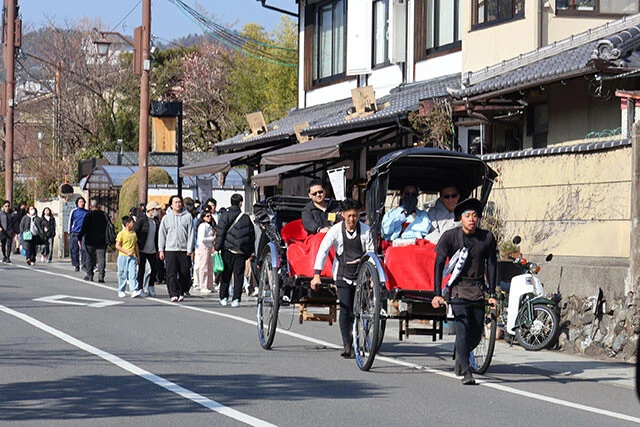 京都・嵐山の人力車スタッフは今年の春節で中国人を一度も乗せていないと語った