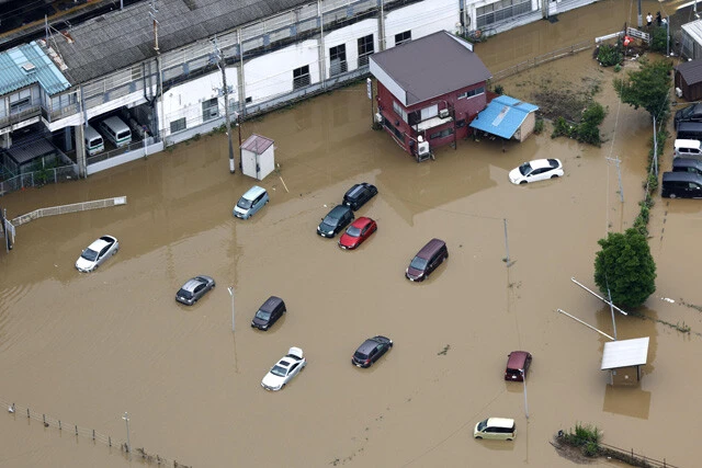 千葉豪雨により冠水した千葉県の大網白里市内の様子。この豪雨は台風15号が引き連れてきた水蒸気によるものだという