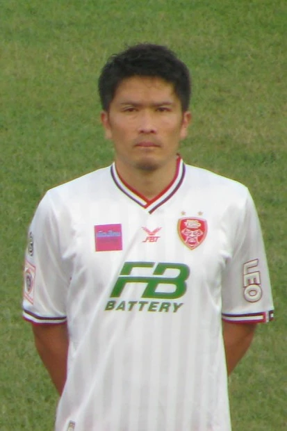 名門・鹿島で長らく活躍し、かつてザックジャパンにも選ばれた岩政大樹も参戦中だ