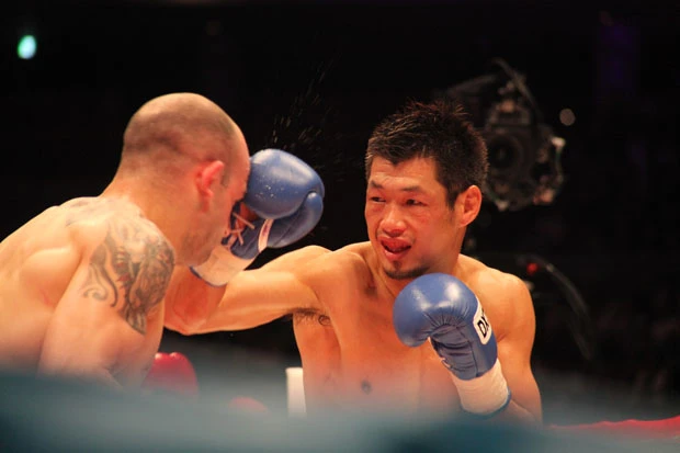 マルチネスと勇敢に打ち合った長谷川。「人間臭さが、俺のボクシングの魅力かなと思ってます」