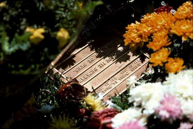  今でも多くの人が訪れる、セナが眠るモルンビー墓地（原）