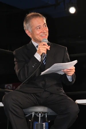 『詳説 新日イズム』著者の流智美氏。日本を代表するプロレス研究家だ