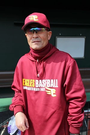 西武で長年プレーし、楽天創設時からコーチなどを歴任。リトルシニアの広橋公寿総監督