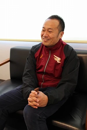 「スクール部」部長の相田健太郎氏