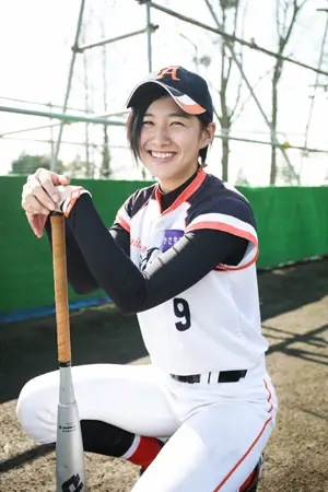 歌手と二刀流の女子プロ野球 美人ルーキー 加藤優 野球の成績が伸びるなら彼氏もアリです スポーツ ニュース 週プレnews